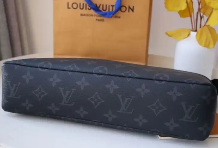 LV Clutch Bags 4178G-0095