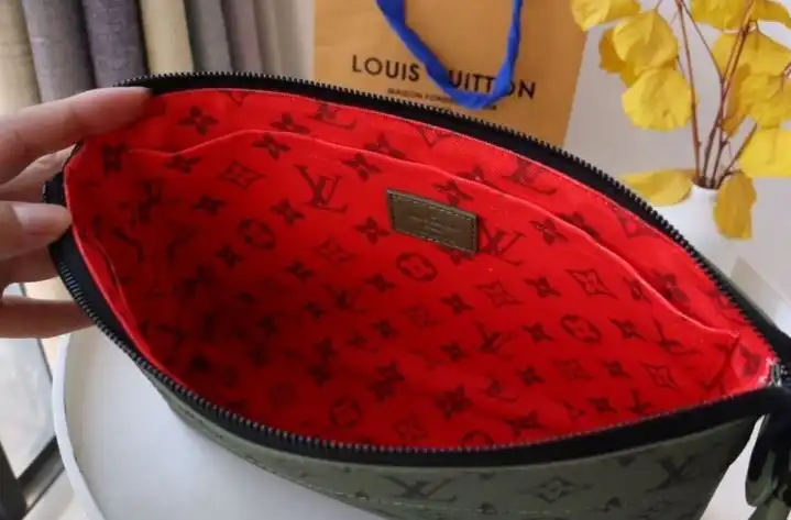 LV Clutch Bags 4178G-0098
