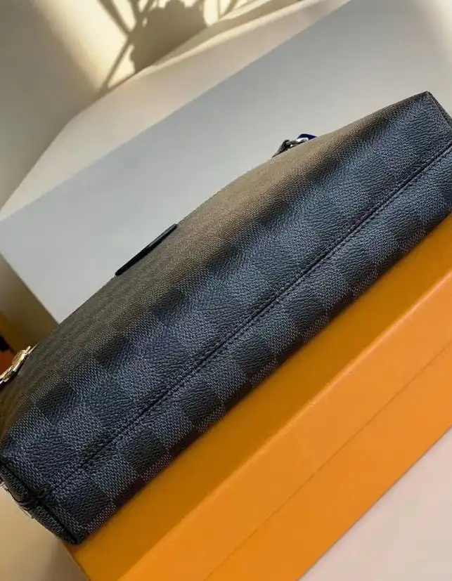 LV Clutch Bags 4178G-0112