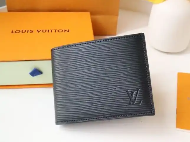 LV Wallets 4178G-0116