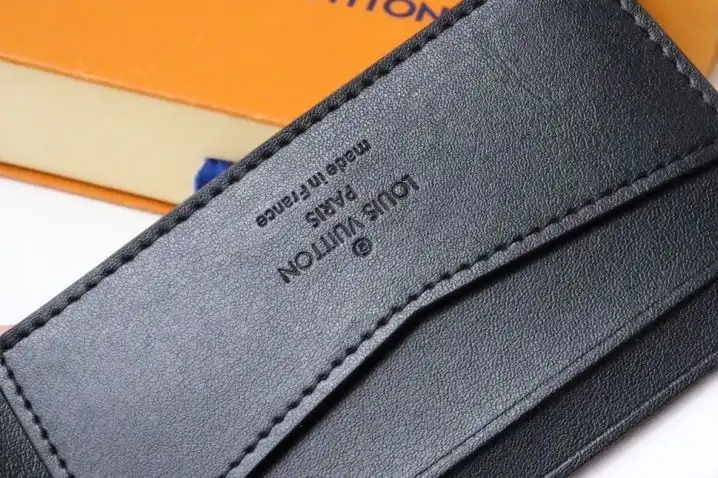 LV Wallets 4178G-0122
