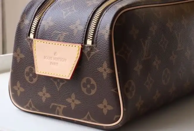 LV Cosmetic Bags 4178G-0144