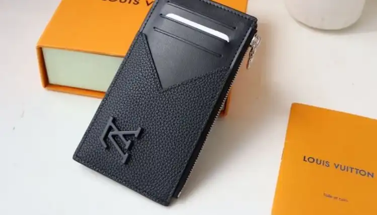 LV Wallets 4178G-0190