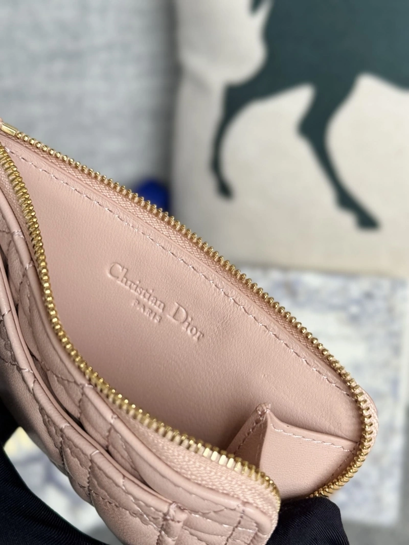 D10r wallets 4180f-0306