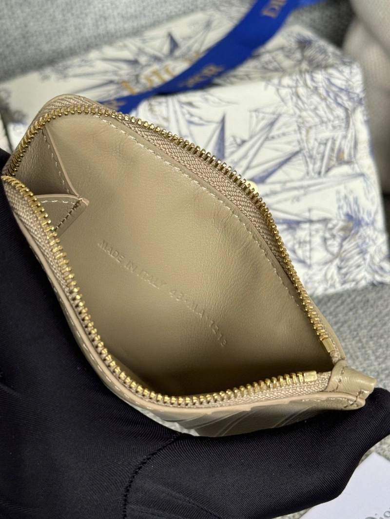 D10r wallets 4180f-0309