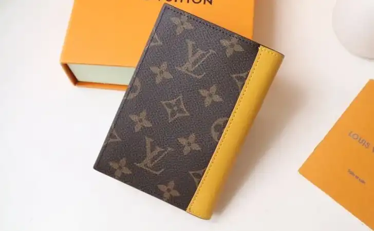 LV Wallets 4192D-0036