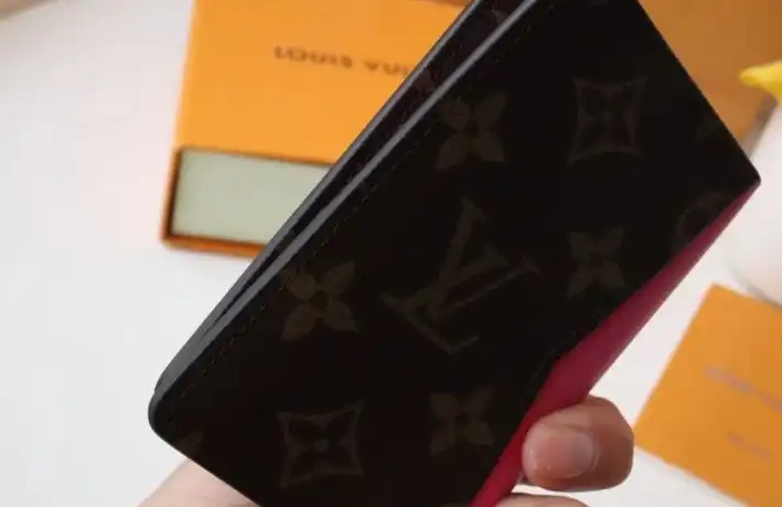 LV Wallets 4192D-0041