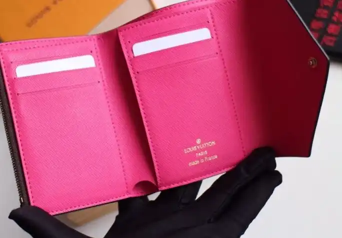 LV Wallets 4192D-0104