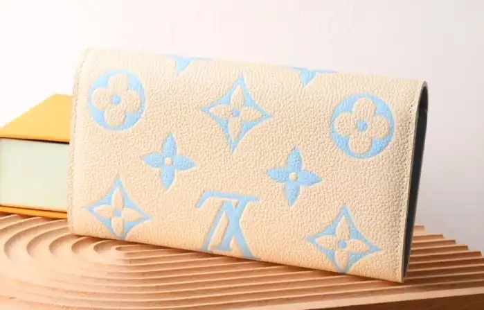LV Wallets 4192D-0136