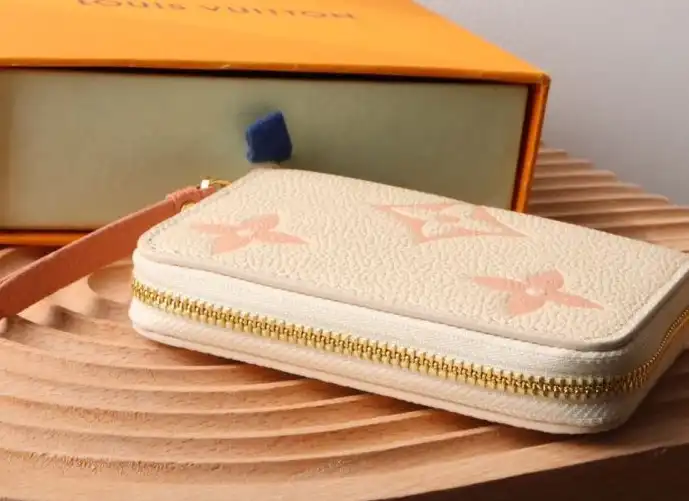 LV Wallets 4192D-0145