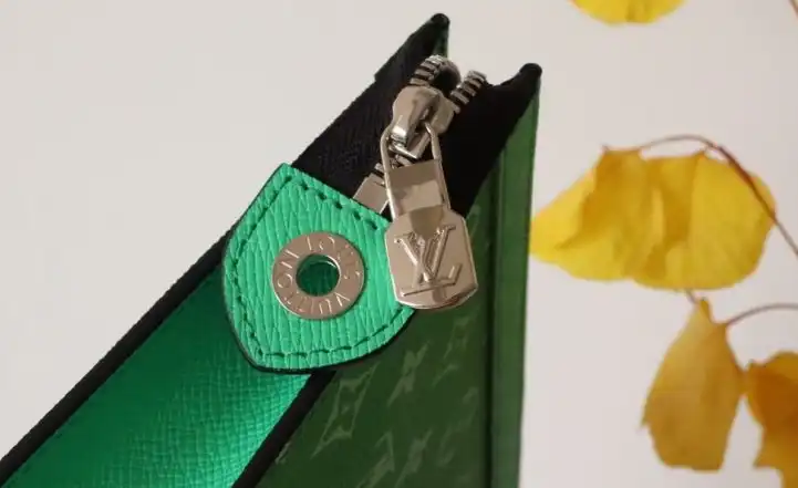 LV Clutch Bags 4192D-0166