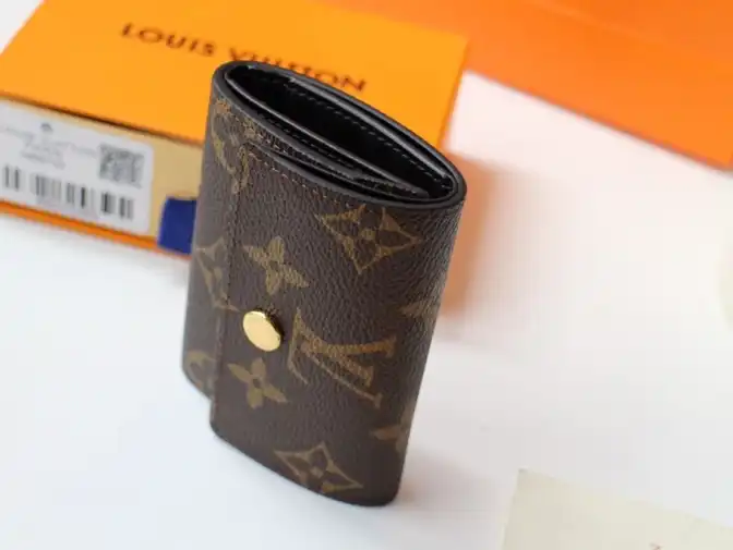 LV Wallets 4192F-0024