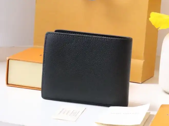 LV Wallets 4192F-0034