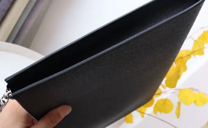 LV Clutch Bags 4192F-0075
