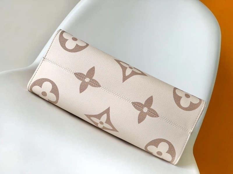 LV Shopping Bags 4194A-0065