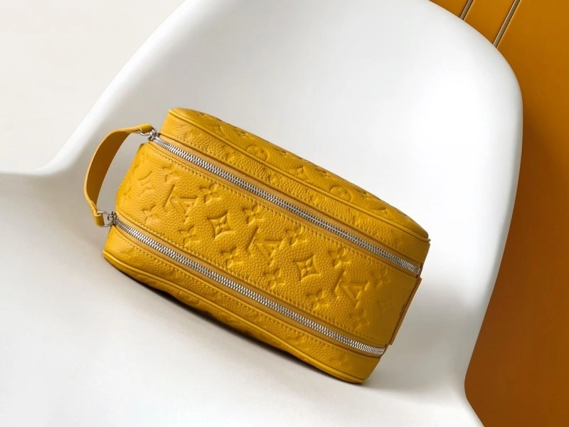 LV Cosmetic Bags 4194B-0284