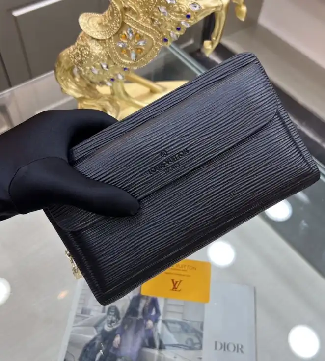 LV Clutch Bags 4206A-4686