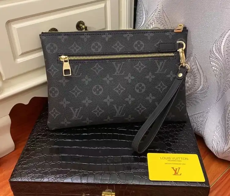 LV Clutch Bags 4206A-5541