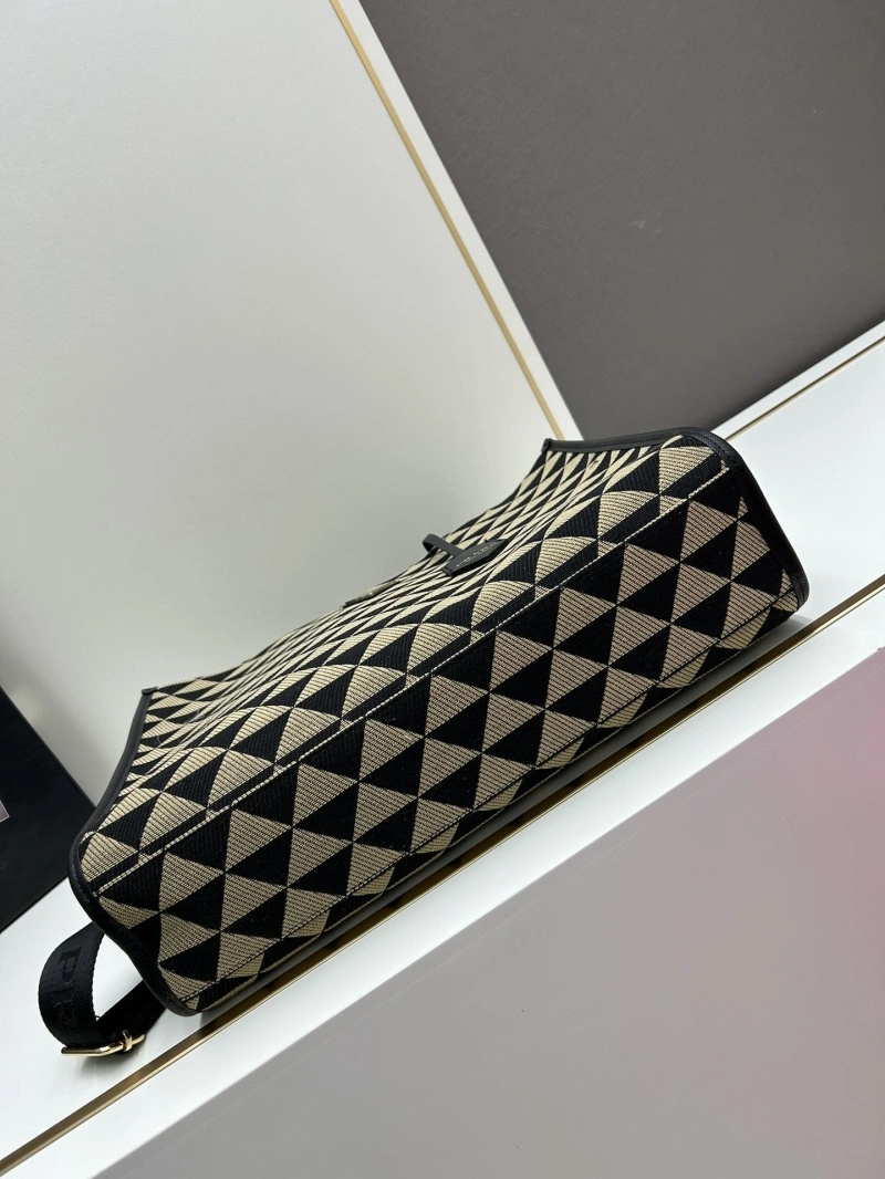 Pra*a shopping bags 4213-0244
