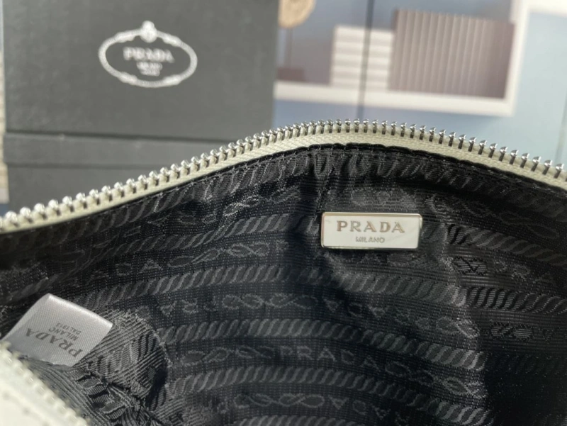 Pra*a satchel bags 4213-0441