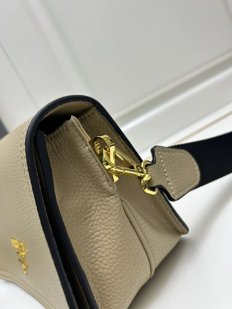 Pra*a satchel bags 4224-0144