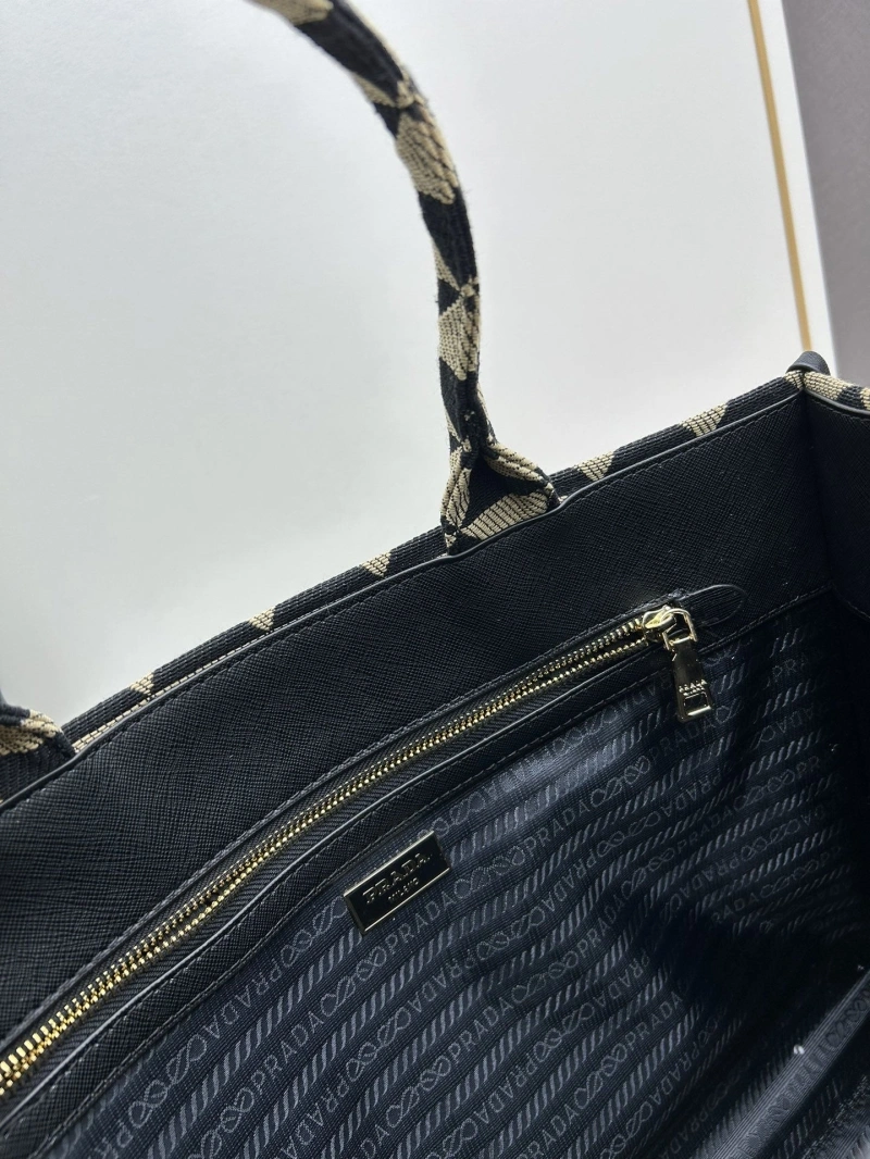 Pra*a shopping bags 4224-0733
