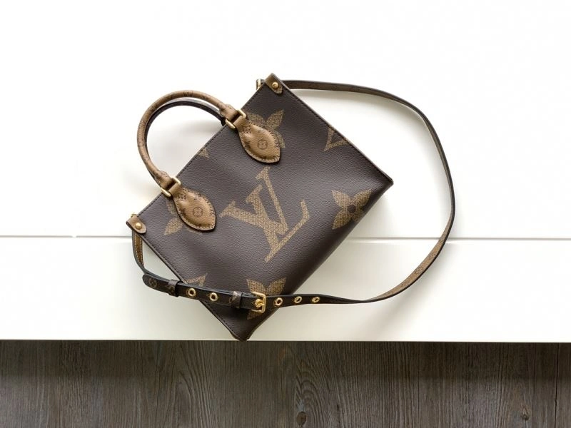 LV Shopping Bags 4233F-0134