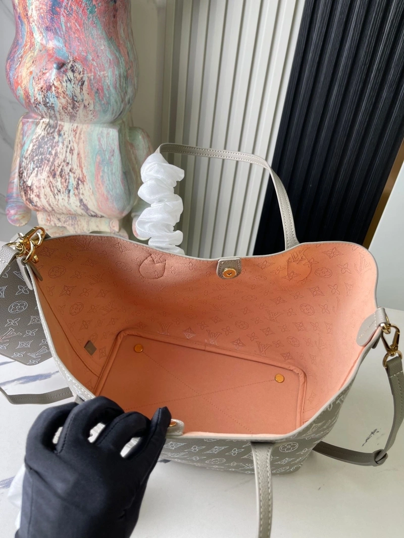 LV Shopping Bags 4233G-0777