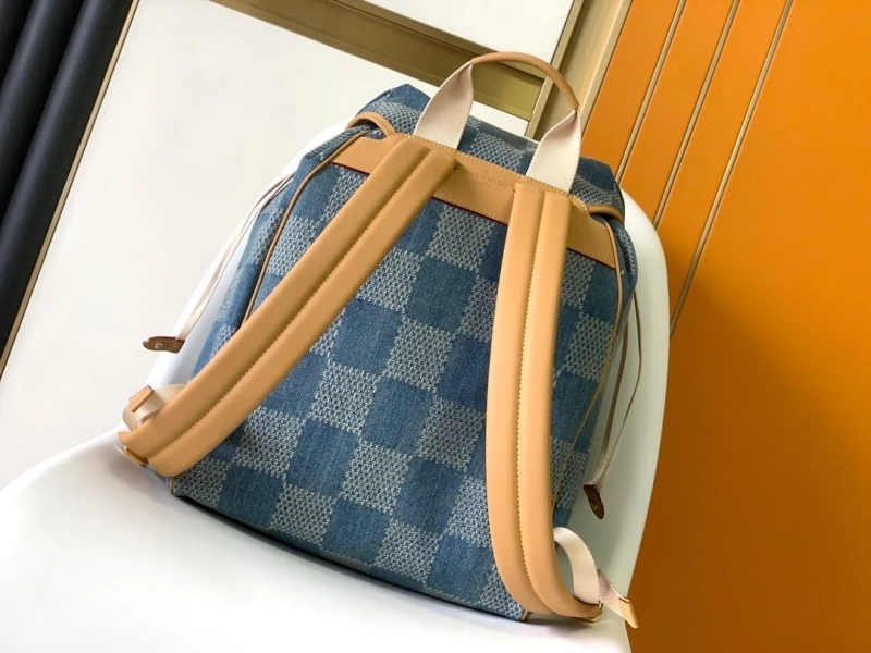 LV Backpacks 4233G-0876