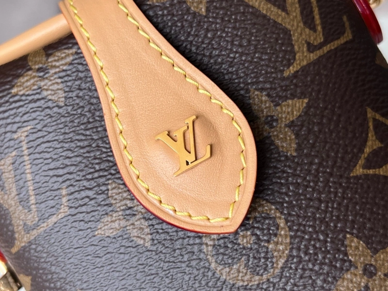 LV Clutch Bags 4233H-0740