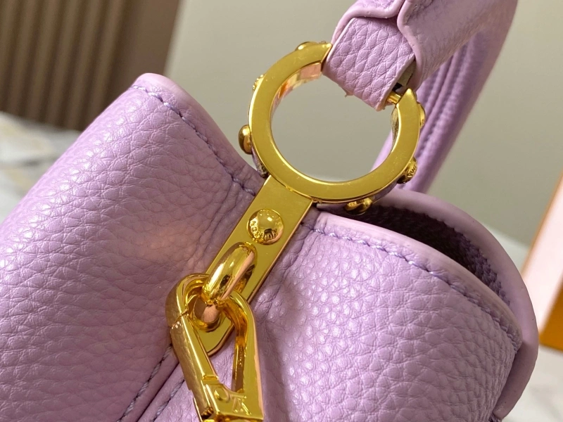 LV Capucines Bags 4233H-0865