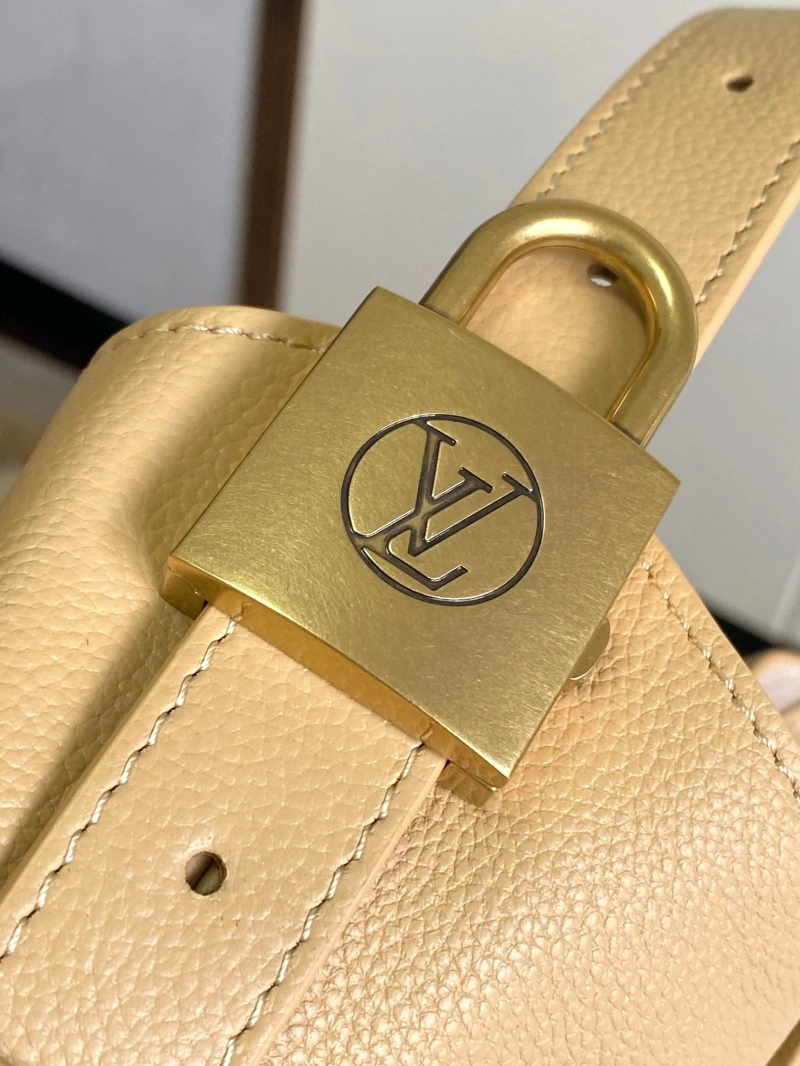 LV Bucket Bags 4233H-1661