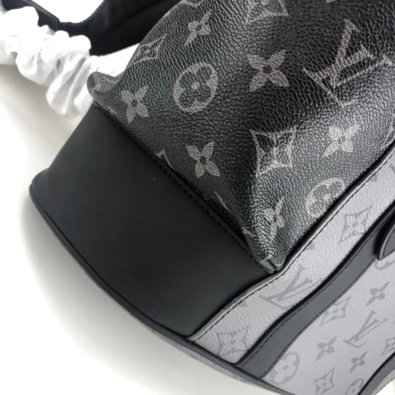 LV Backpacks 4233H-2013