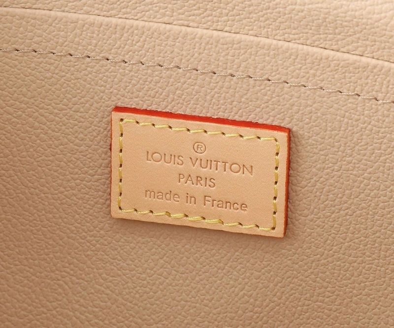 LV Cosmetic Bags 4233H-2147