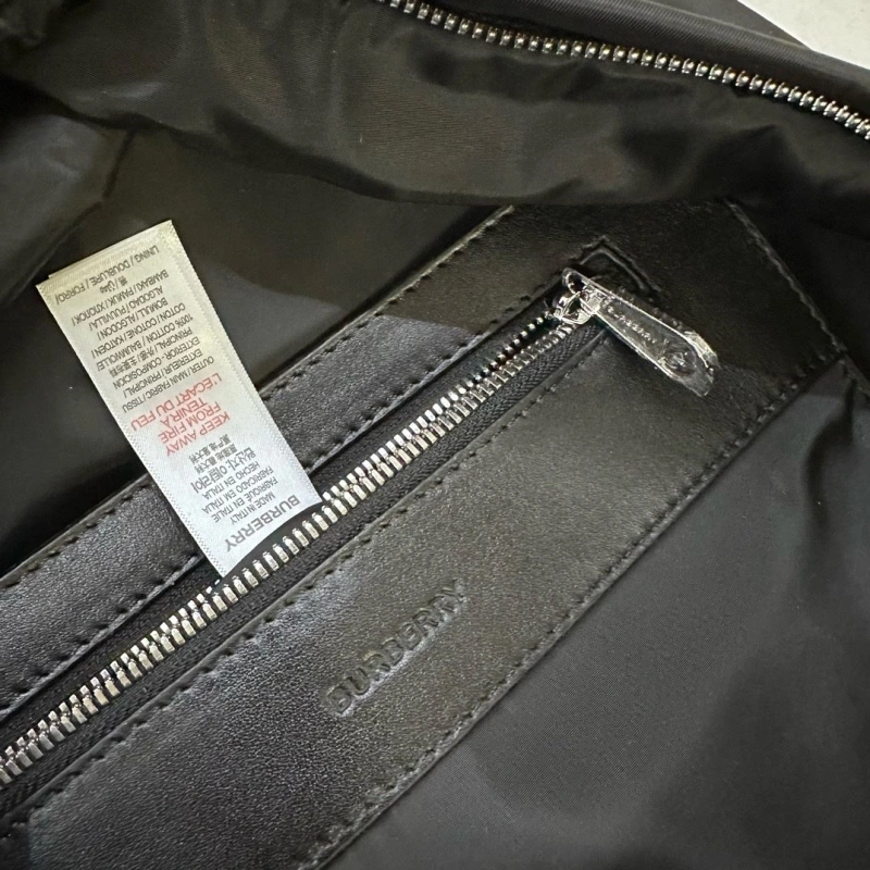 Bv*b*rry backpacks 4237f-0228