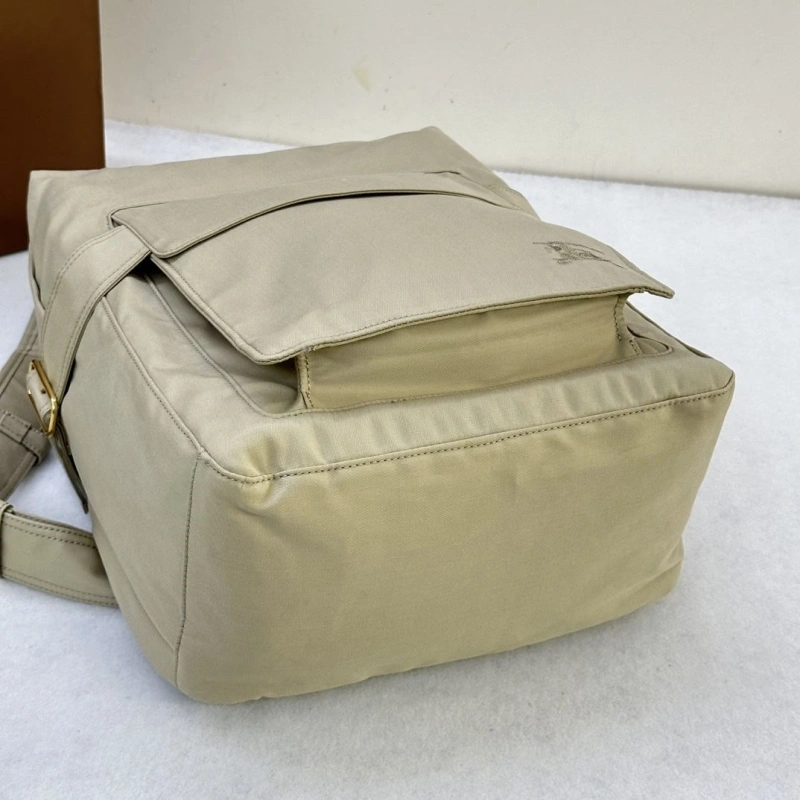 Bv*b*rry backpacks 4237f-0367