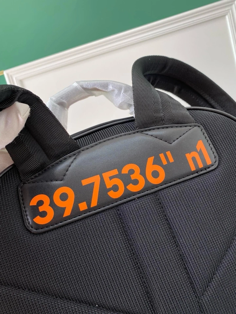 Bv*b*rry backpacks 4237f-0447