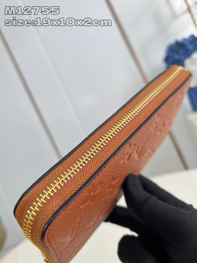 LV Wallets 4286A-0275