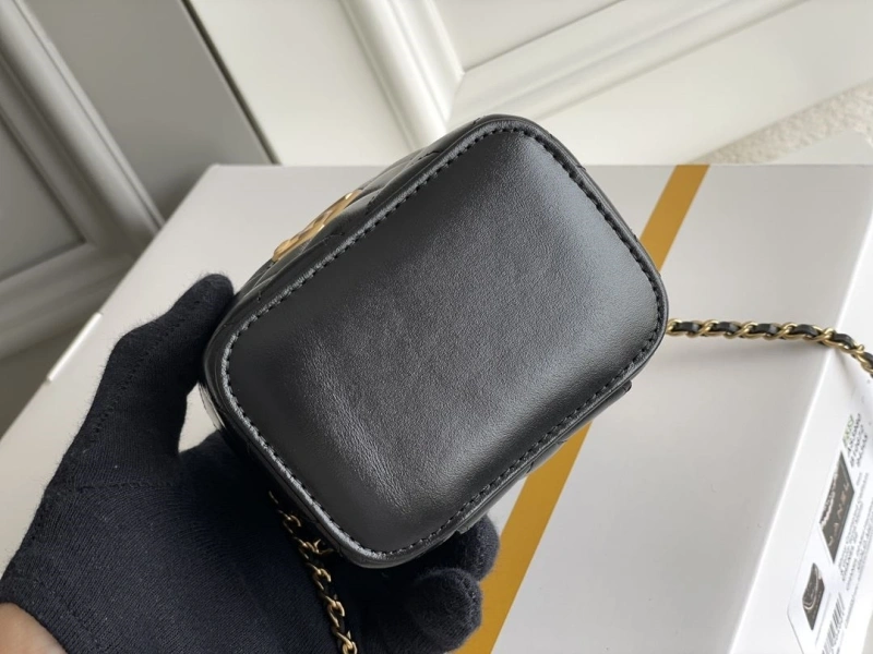 Ch**el cosmetic bags 4345d-0014