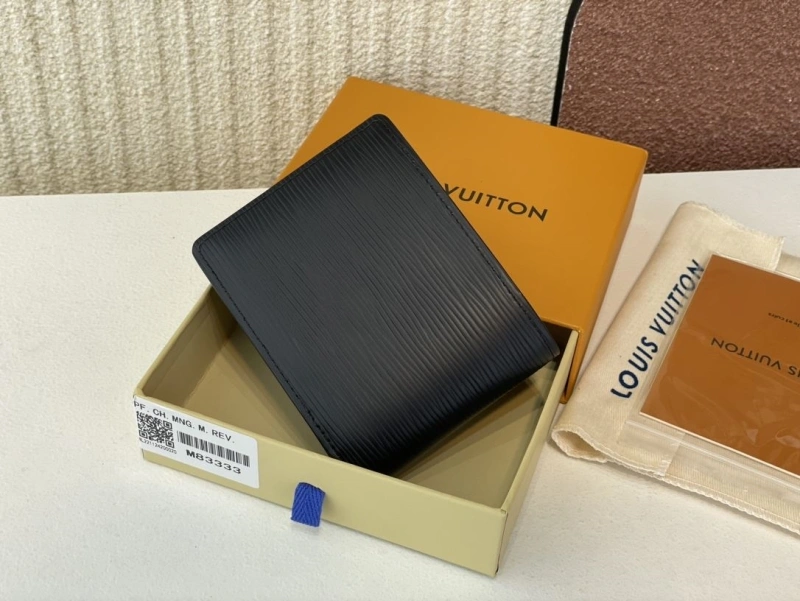 LV Wallets 4365H-0348