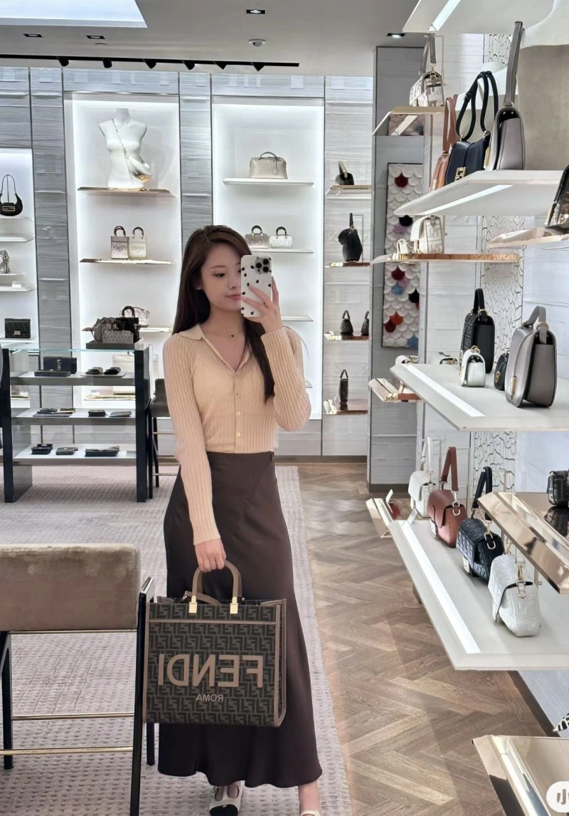 F**di shopping bags 4370-0357