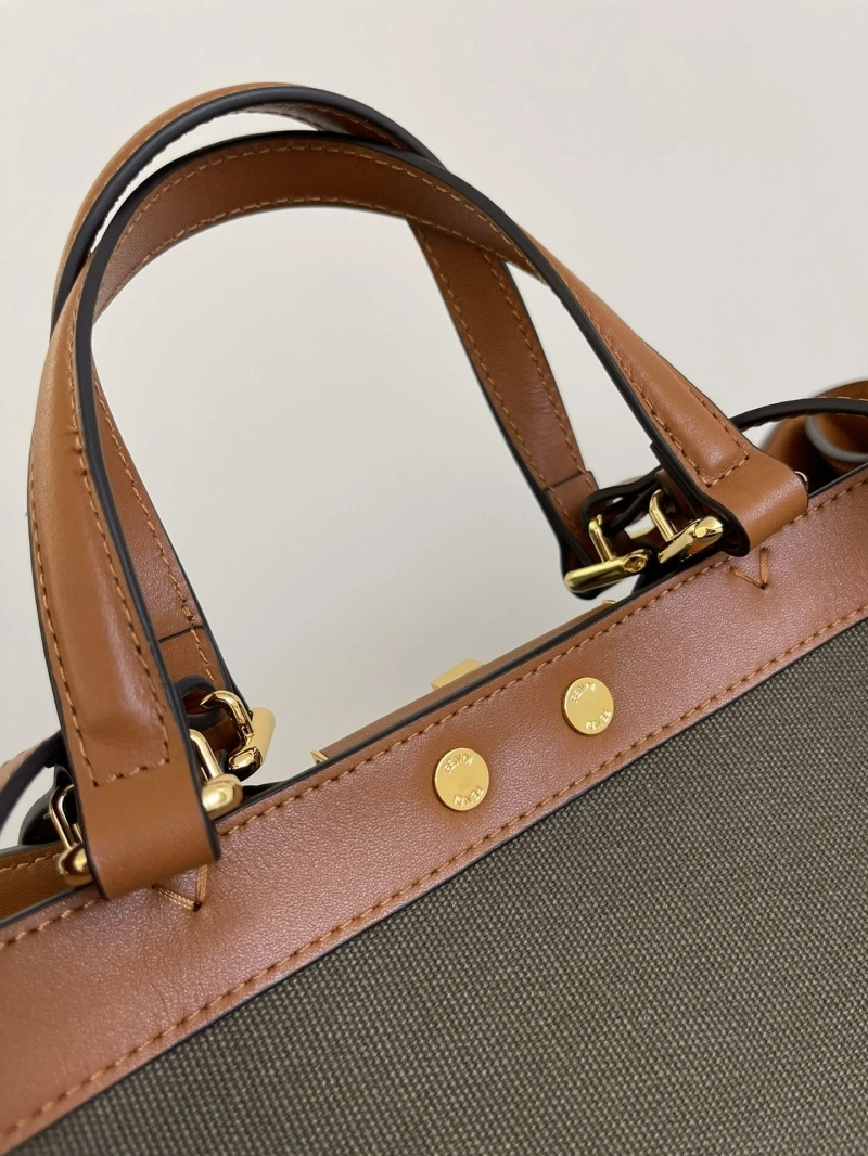 F**di shopping bags 4370-0377